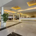 Village Tuerkiye 酒店 4*