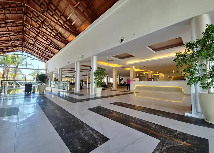 Village Tuerkiye 4* دالامان