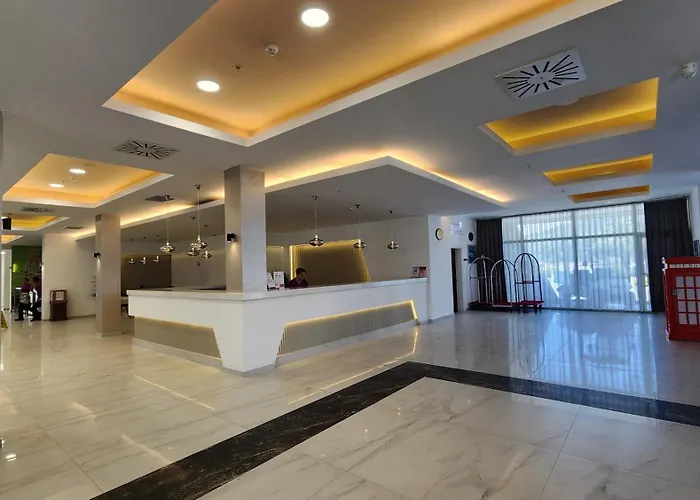 Village Tuerkiye מלון 4*